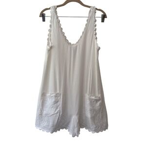 J. Marie White Looks Linen Embroidered Scallop Trim Austin Romper Tie Back Small